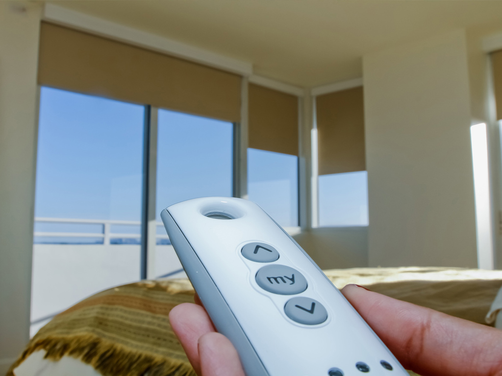 Ofisler İçin Motorlu Perde Sistemleri